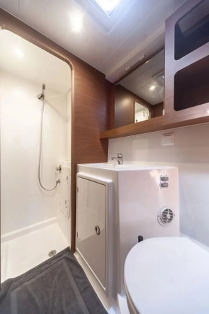 Lagoon 42 „Sharanda“ – fotka 16