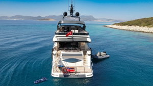 Luxury Motor Yacht „Den Den“ – fotka 7