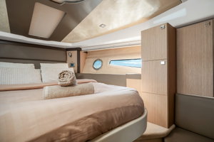 Cranchi M44 HT „Brown Sugar“ – fotka 13