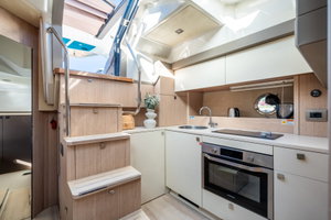 Cranchi M44 HT „Brown Sugar“ – fotka 16