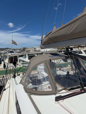Sun Odyssey 449 „Mientras Tanto“ – fotka 8