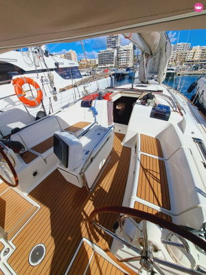 Sun Odyssey 449 „Mientras Tanto“ – fotka 3