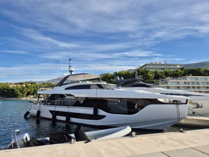 Azimut Grande 26M „First Horizon“ – fotka 3