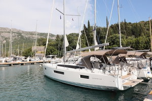 Sun Odyssey 410 „Shaken Not Stirred“ – fotka 8