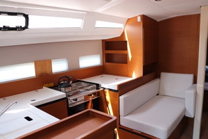 Sun Odyssey 410 „Shaken Not Stirred“ – fotka 3