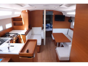 Sun Odyssey 410 „Shaken Not Stirred“ – fotka 10