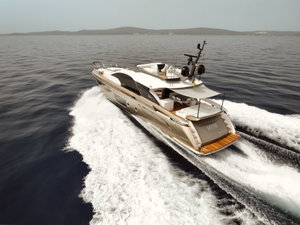 Azimut 58 „MYNE“ – fotka 4
