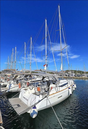 Sun Odyssey 449 „CANNE BLEUE“ – fotka 4