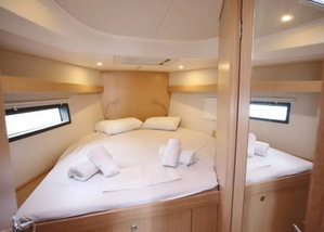 Bavaria C42 „OKTANA“ – fotka 11