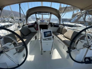 Sun Odyssey 419 „BLUEBERRY“ – fotka 1