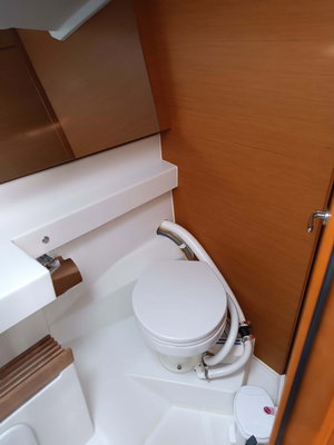Sun Odyssey 440 „FUNKY ONE“ – fotka 8