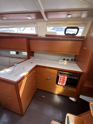 Dufour 390 „INO“ – fotka 3