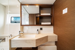 Lagoon 46 „KING VIVI“ – fotka 12