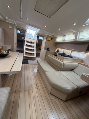 Oceanis 51.1 „MYRDIA“ – fotka 17