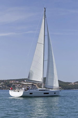 Oceanis 51.1 „MYRDIA“ – fotka 32