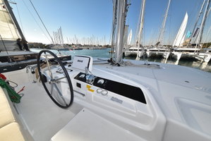 Lagoon 46 „MIDLIFE CRISIS“ – fotka 22
