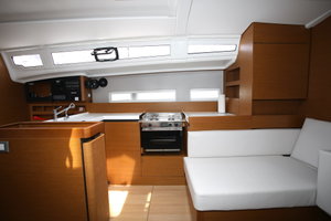 Sun Odyssey 410 „Deba“ – fotka 8