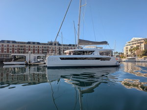 Leopard 46 „Blue Moon“ – fotka 2