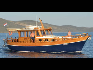 Classic Adria Yacht „LUKA“ – fotka 1