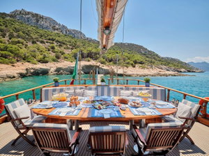 Motor sailer „Myra“ – fotka 2