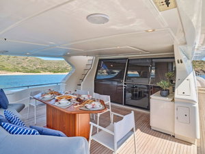 Ferretti 80 „Apeiron Blue“ – fotka 2