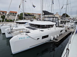 Lagoon 42 „GRAND DELUXE III“ – fotka 1