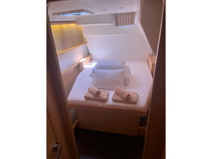 Lagoon 450 Flybridge „CARIAMA (air condition, generator, water maker, flybridge)“ – fotka 5