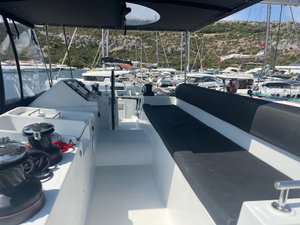 Lagoon 450 Flybridge „CARIAMA (air condition, generator, water maker, flybridge)“ – fotka 16