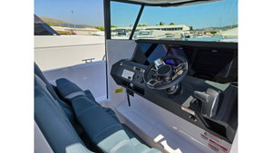 Axopar 29 XC Cross Cabin „Ema“ – fotka 17