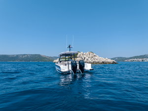 Axopar 37 Sun Top „OPIJUM“ – fotka 2