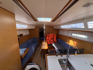Sun odyssey 379 „Paloma“ – fotka 7
