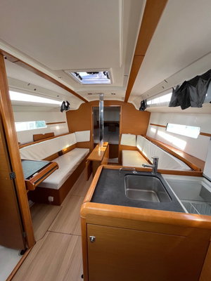Sun Odyssey 349