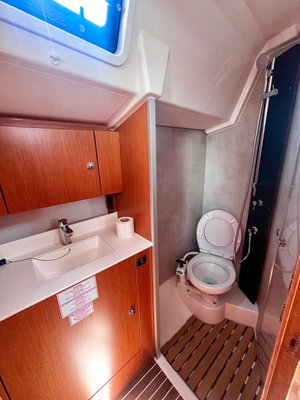 Bavaria C38 „ARYA“ – fotka 10