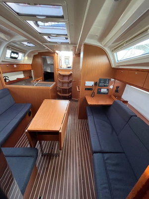 Bavaria Cruiser 37