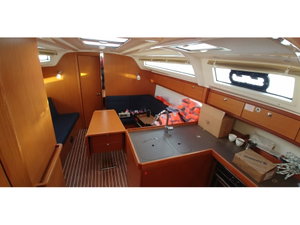 Bavaria Cruiser 37