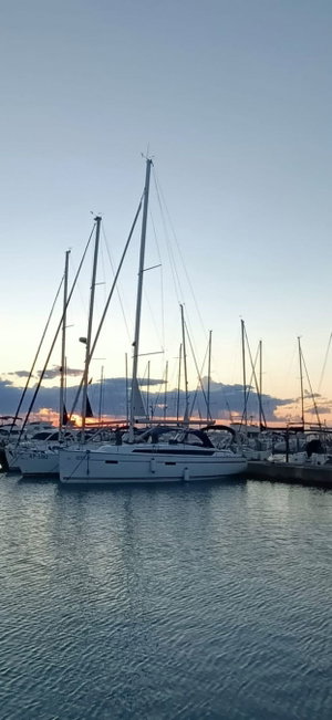 Bavaria Cruiser 37