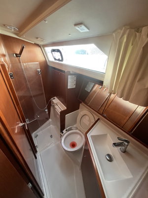 Oceanis 41.1 „BUGA“ – fotka 9