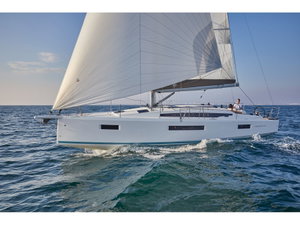 Sun Odyssey 410 „Magic Moments“ – fotka 1
