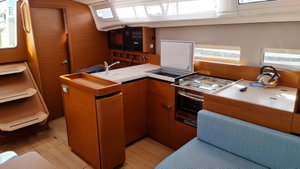 Sun Odyssey 410 „Rosso Bianco“ – fotka 9