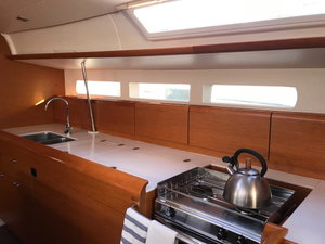 Sun Odyssey 519 „Alboran Bourbon (Las Galletas)“ – fotka 8