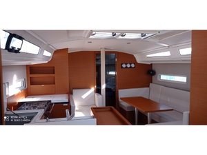 Sun Odyssey 410 „Alboran Albariño“ – fotka 3