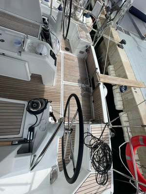 Sun Odyssey 440 „Alboran Amaretto“ – fotka 3