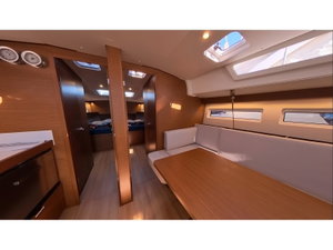 Sun Odyssey 490 „Alboran Vino Blanco“ – fotka 9