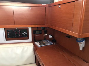 Oceanis 45 „Alboran Gin Tonic (Majorca)“ – fotka 13