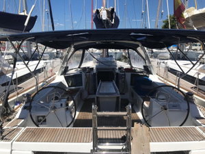 Oceanis 45 „Alboran Gin Tonic (Majorca)“ – fotka 1