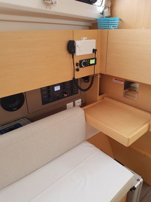 Oceanis 35.1 „Kolibri“ – fotka 8