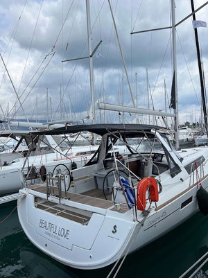 Oceanis 45 „Beautiful love“ – fotka 10
