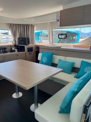 Lagoon 43 „Too White“ – fotka 35