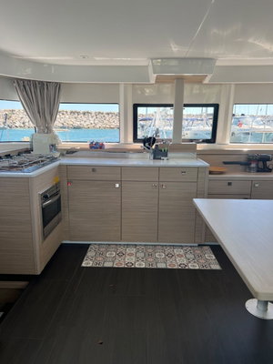 Lagoon 43 „Too White“ – fotka 22