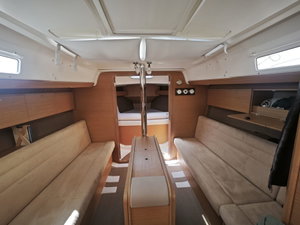 Dufour 350